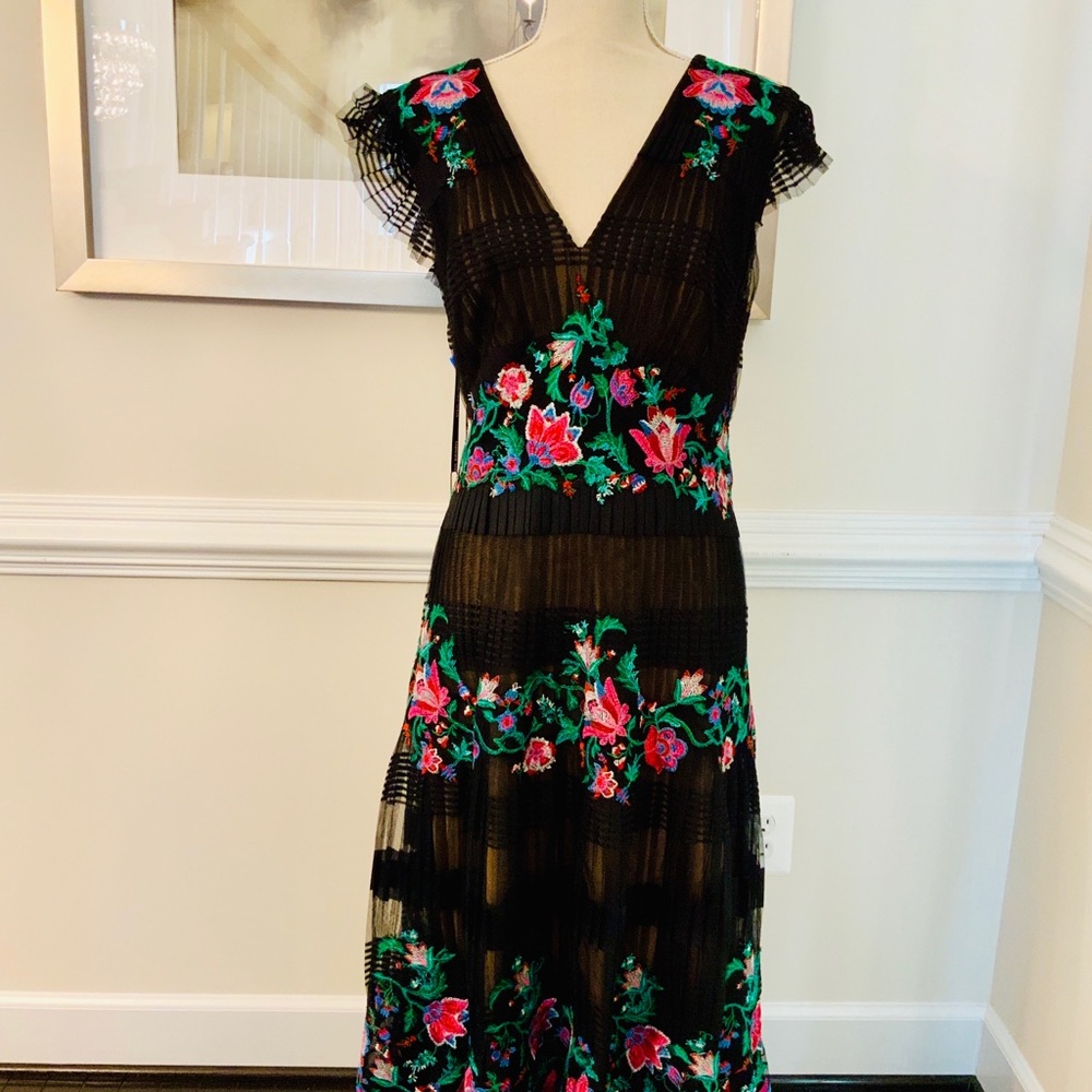SOLD ON EBAY | Tadashi Shoji Pleated Tulle Dress - Picture 3 of 5